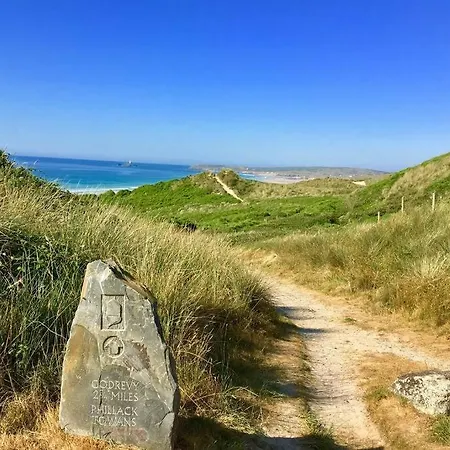 Bodriggy Barn Holiday Near St Ives Holiday home *