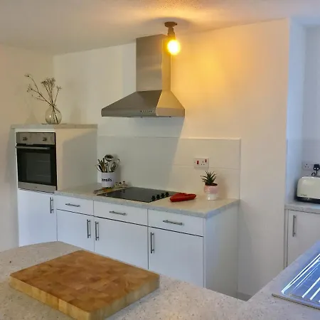 Bodriggy Barn Holiday Near St Ives Holiday home *